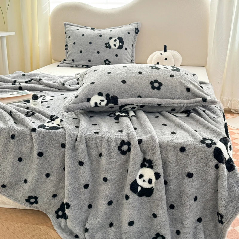 Panda Desenli, Yumuşacık, Pelu - Fluffy Fleece Comforter King Size incelemesi ve fiyatı
